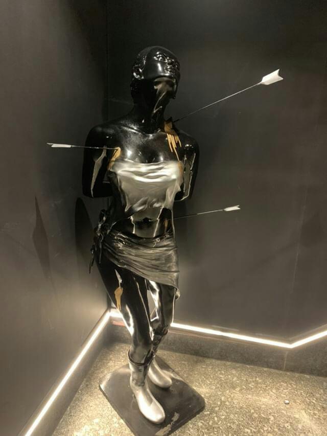 Black statue sculpture by Liger Art
